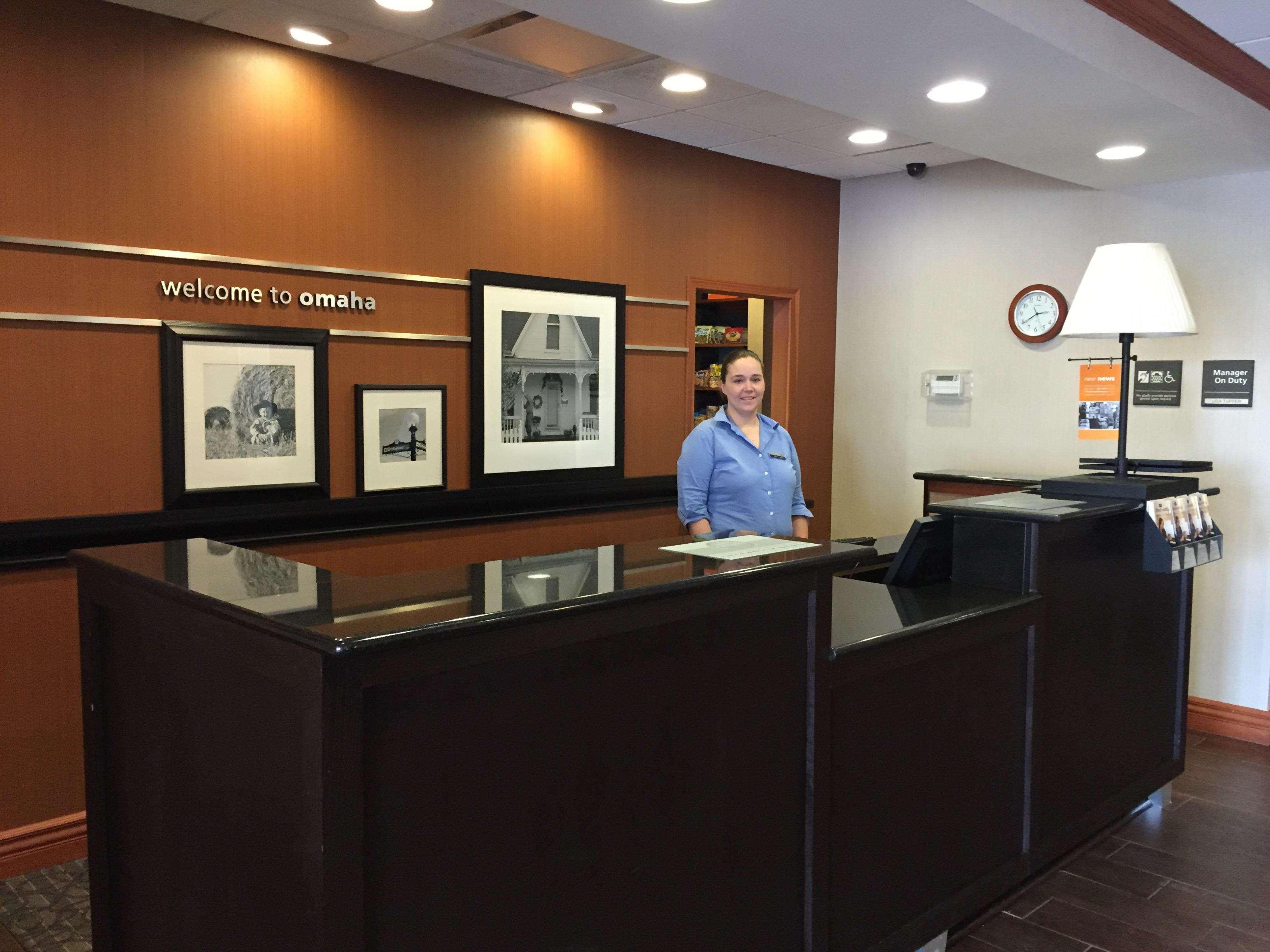 Newly Renovated Hampton Inn Omaha West Lakeside Eksteriør bilde