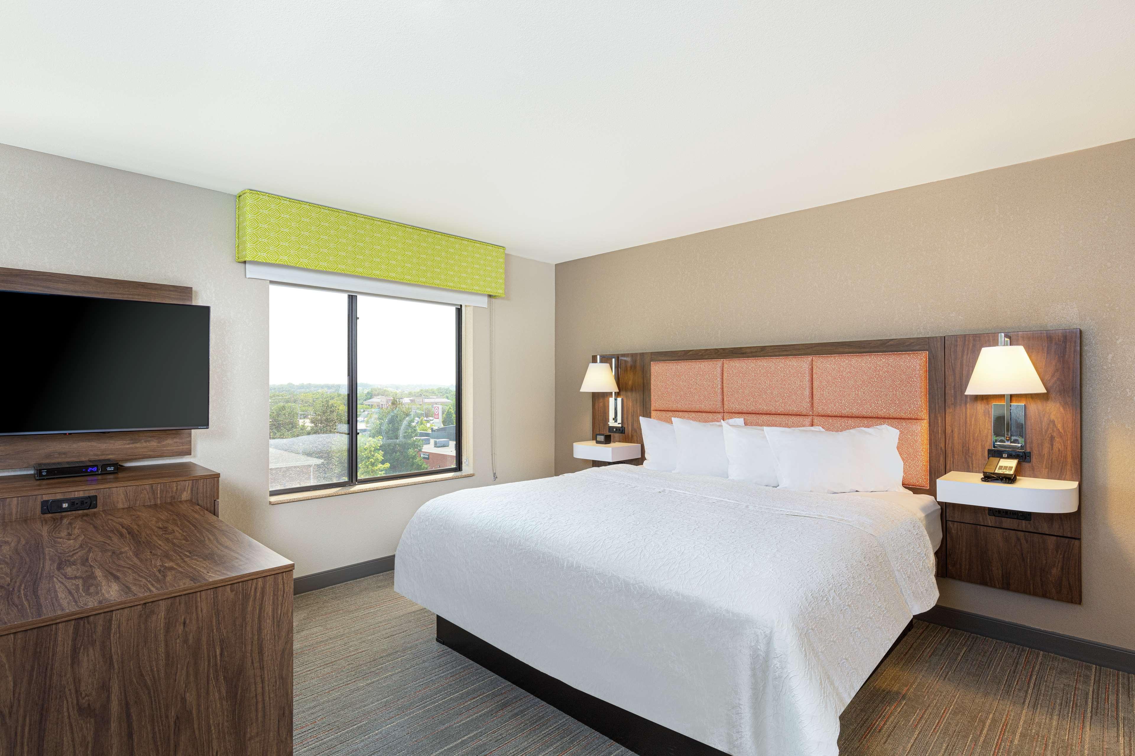 Newly Renovated Hampton Inn Omaha West Lakeside Eksteriør bilde