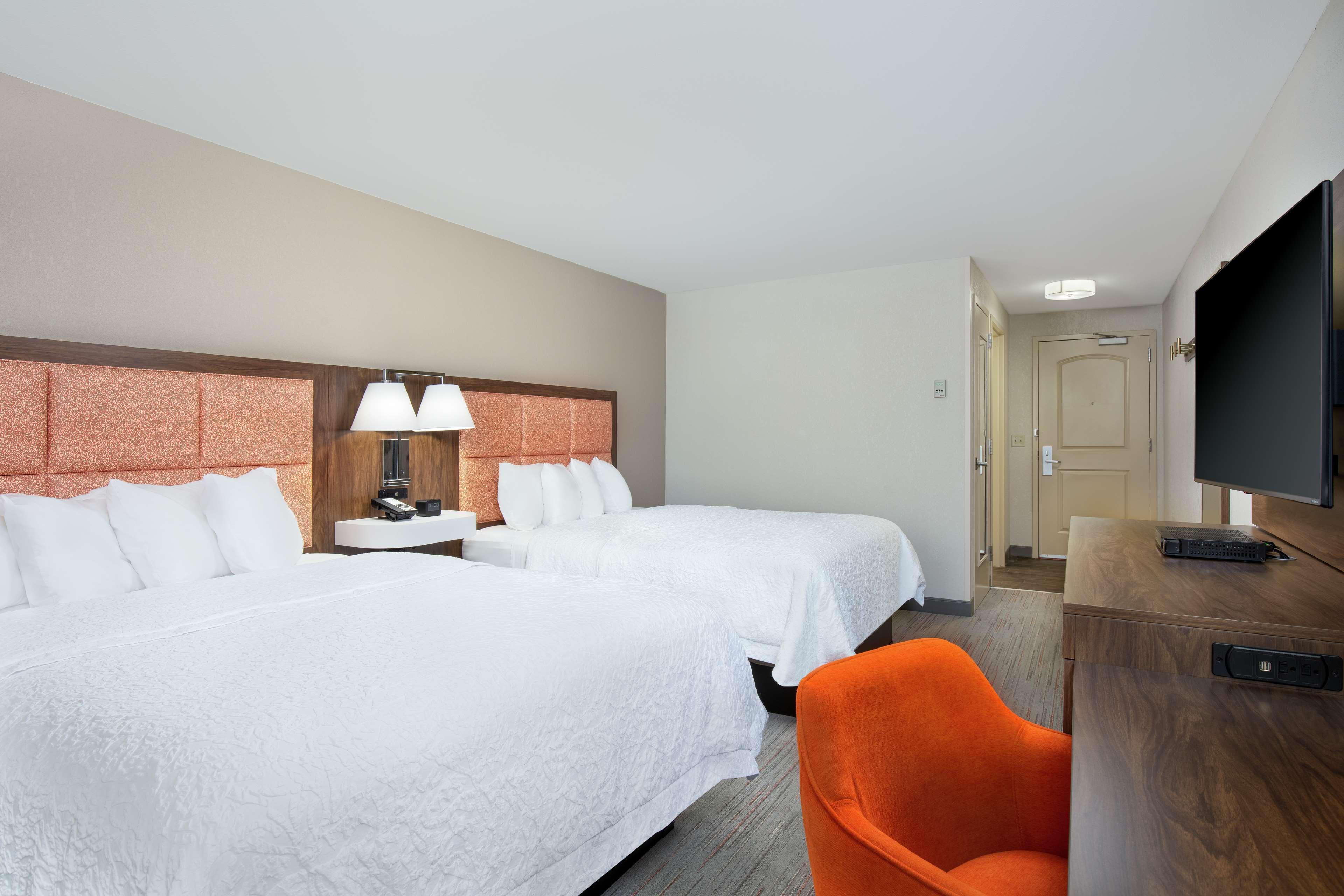 Newly Renovated Hampton Inn Omaha West Lakeside Eksteriør bilde