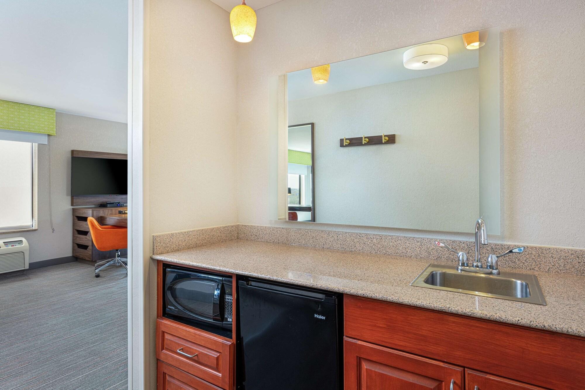 Newly Renovated Hampton Inn Omaha West Lakeside Eksteriør bilde