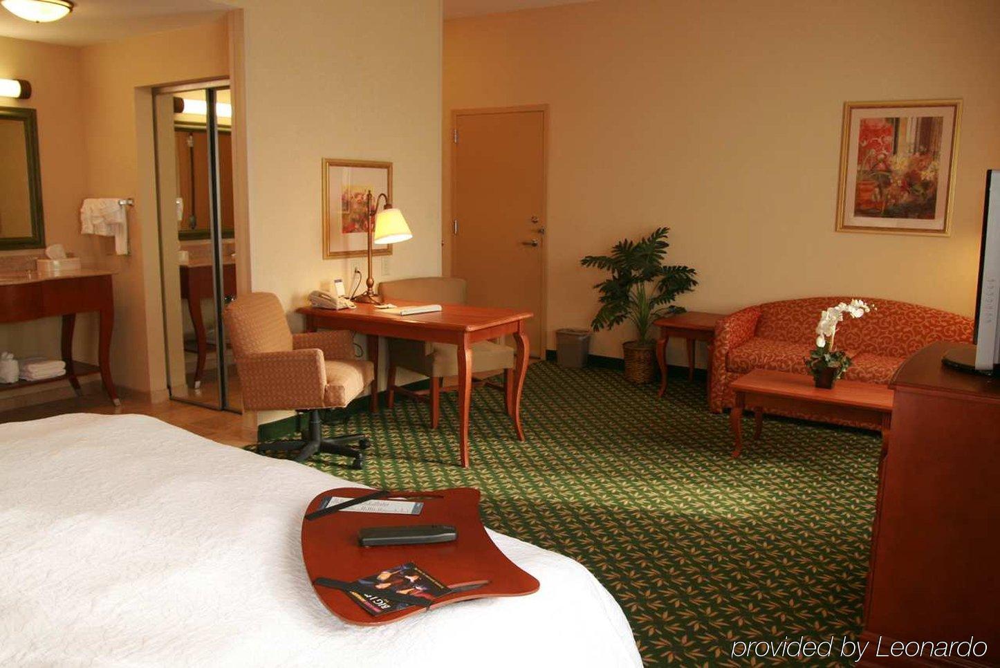 Newly Renovated Hampton Inn Omaha West Lakeside Rom bilde