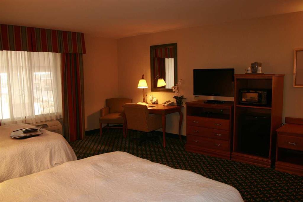 Newly Renovated Hampton Inn Omaha West Lakeside Rom bilde