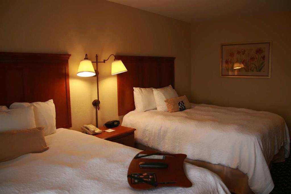 Newly Renovated Hampton Inn Omaha West Lakeside Rom bilde